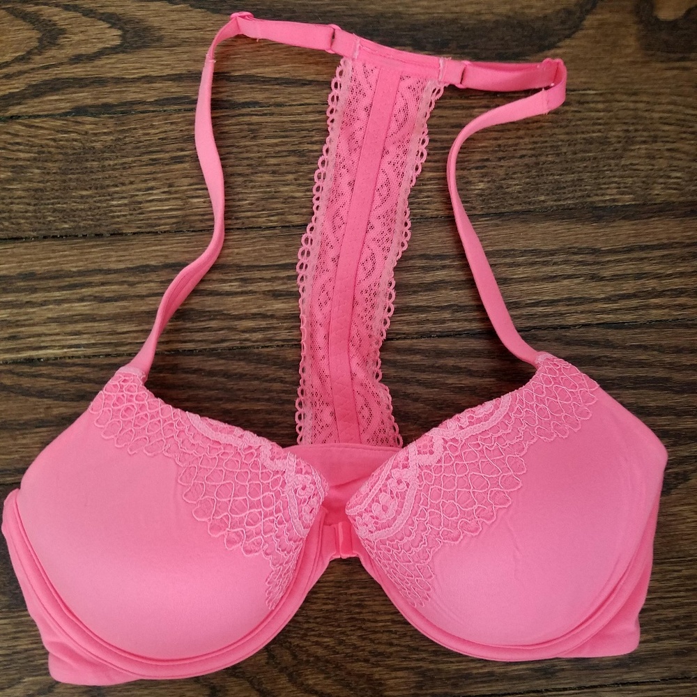 2/$15 Body by Victoria Lacey Racerback Bra